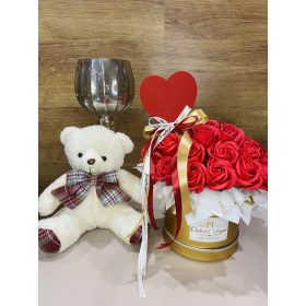 Örök Vallomás – Exkluzív Szappanrózsa Box